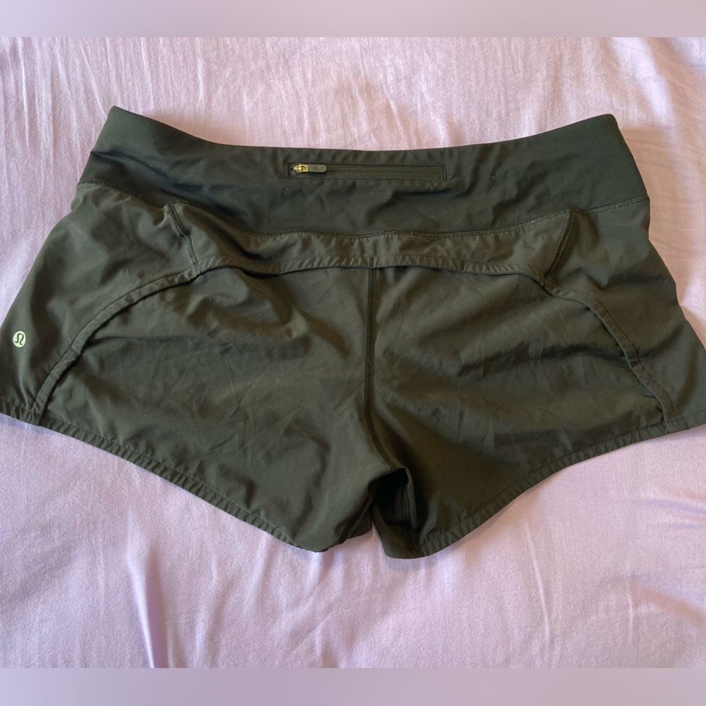 Lululemon black shorts